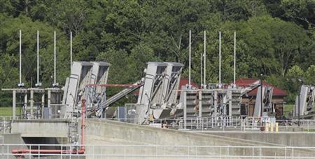In Alabama, Sewer Woes Spur War On Water Costs Photo: Reuters/Marvin Gentry