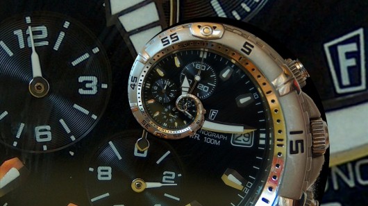 Cornell researchers have demonstrated a working temporal cloak that creates a gap in the f...