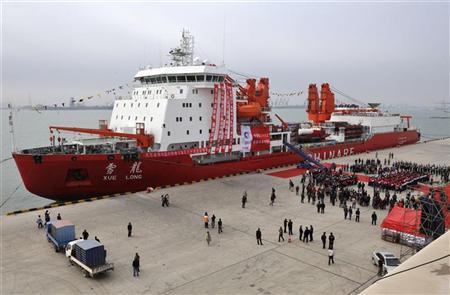 First Chinese ship crosses Arctic Ocean amid record melt Photo: China Daily