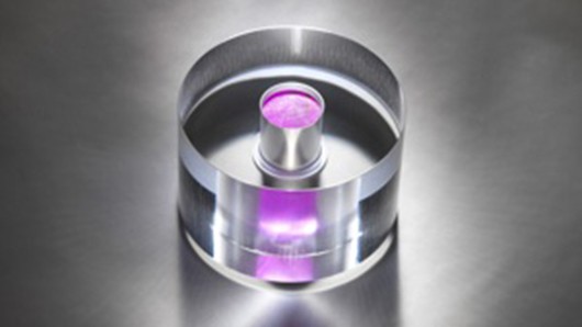 The core of the new solid state maser (Photo: National Physics Laboratory)